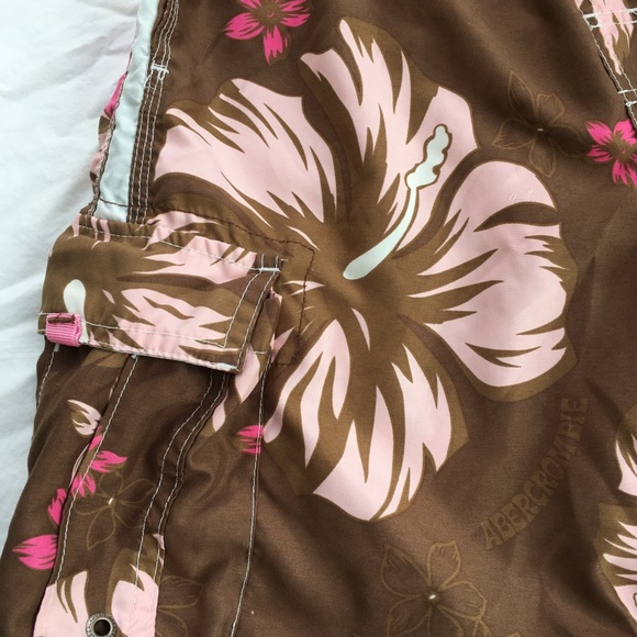 Abercrombie & Fitch Floral Tugger Board Shorts, L - Picture 3 of 8